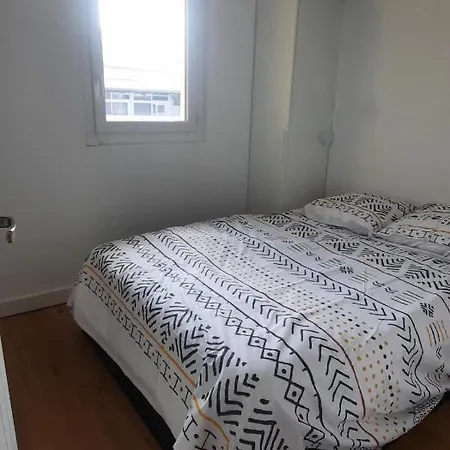 Aux Pieds Des Dunes *